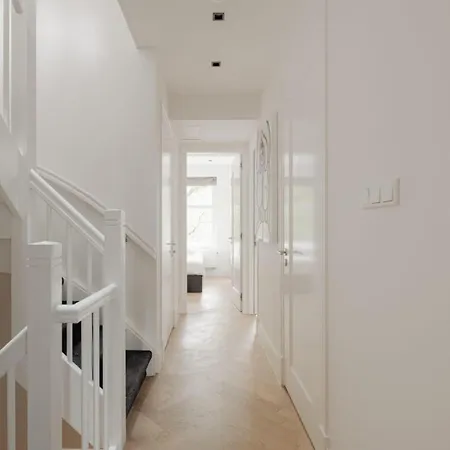 Peaceful Penthouse Apartman